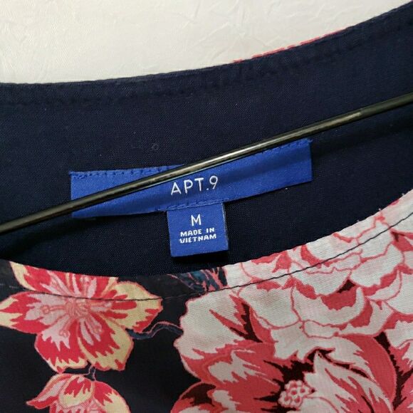 APT. 9 Women's Black Floral Sheer Overlay Poncho Top Boho Chic Festive Size M - Picture 3 of 10